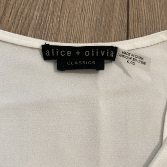 Elegant White Halter Top - Picture 6 of 10